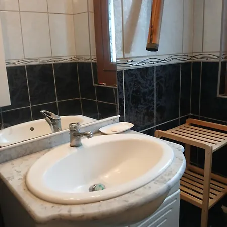 Maison De Village Vias