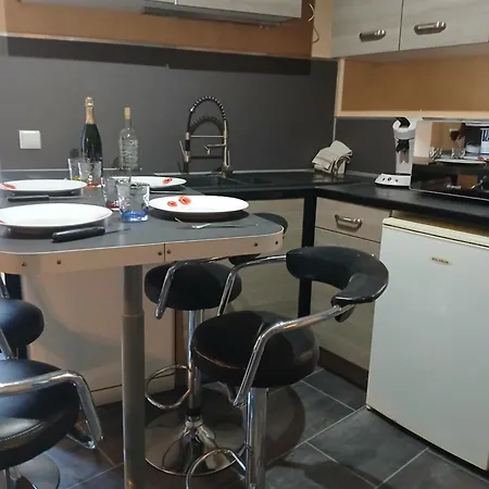 Maison De Village Hébergement de vacances *